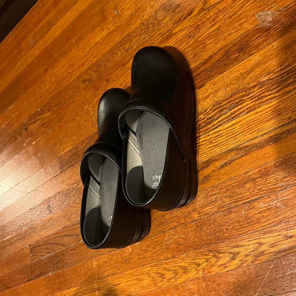 Danako women’s clogs, only worn twice, black size 39